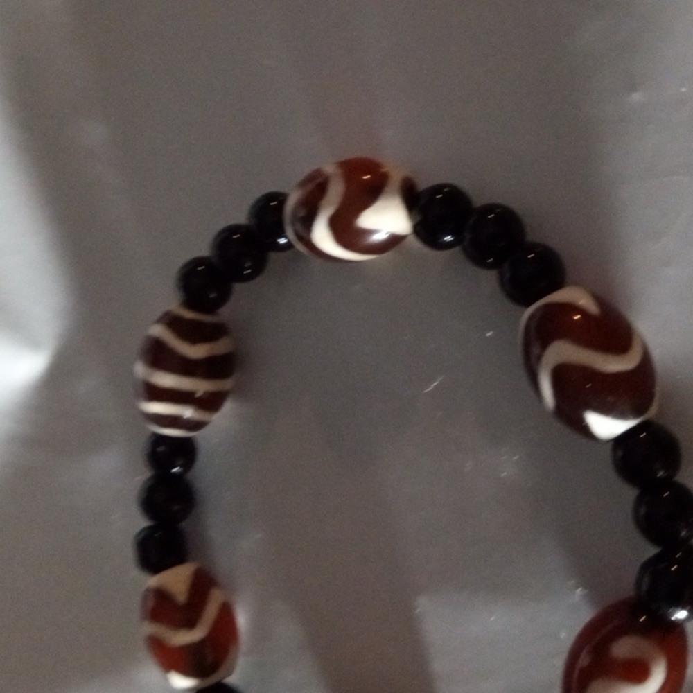 Vintage Glass Beads Stretch Bracelet - Picture 4 of 5